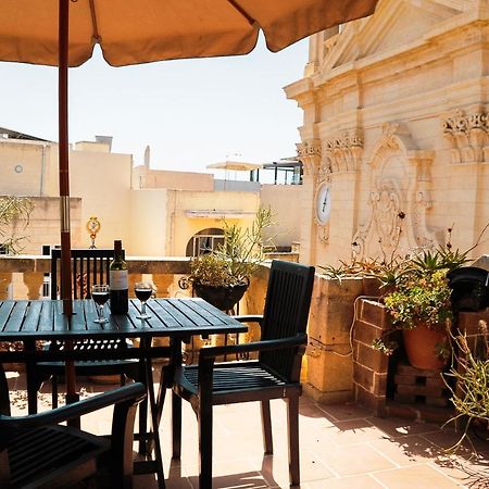 A Holiday Home Duplex In A Gozo Village Square 빅토리아 외부 사진