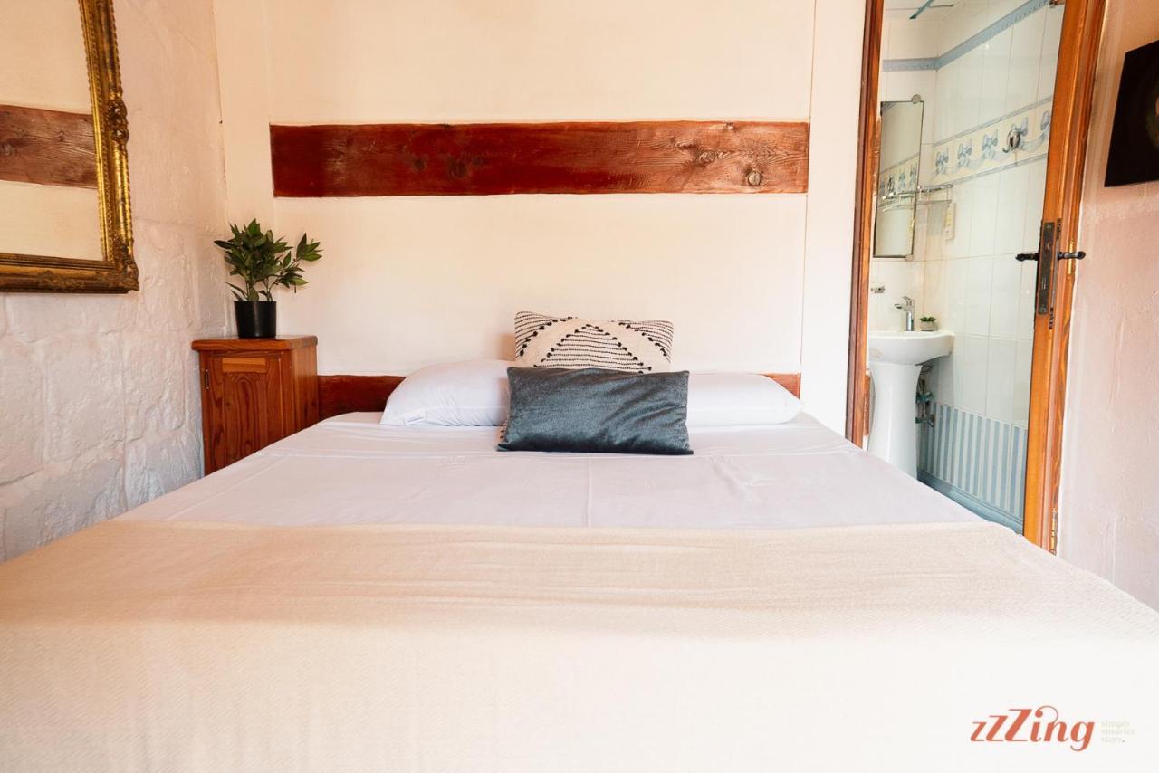 A Holiday Home Duplex In A Gozo Village Square 빅토리아 외부 사진